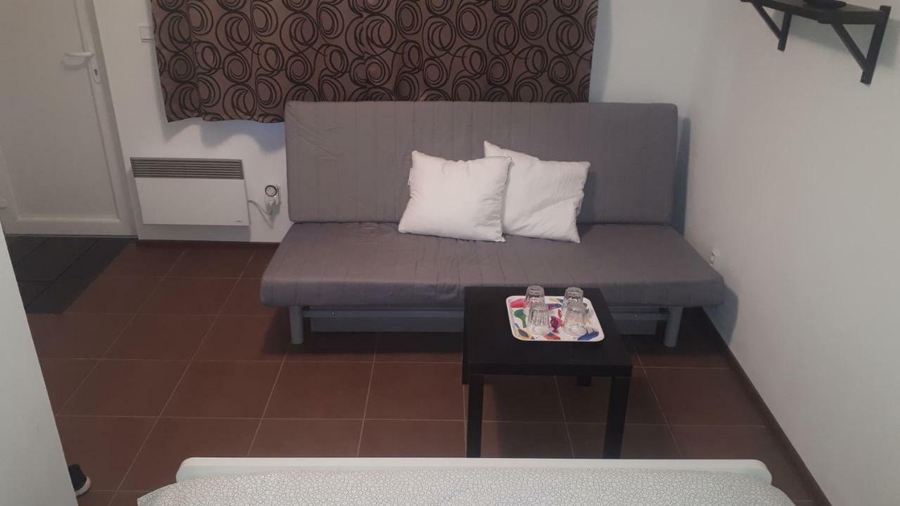 Apartman - Sukromie V Meste Bratislava Extérieur photo